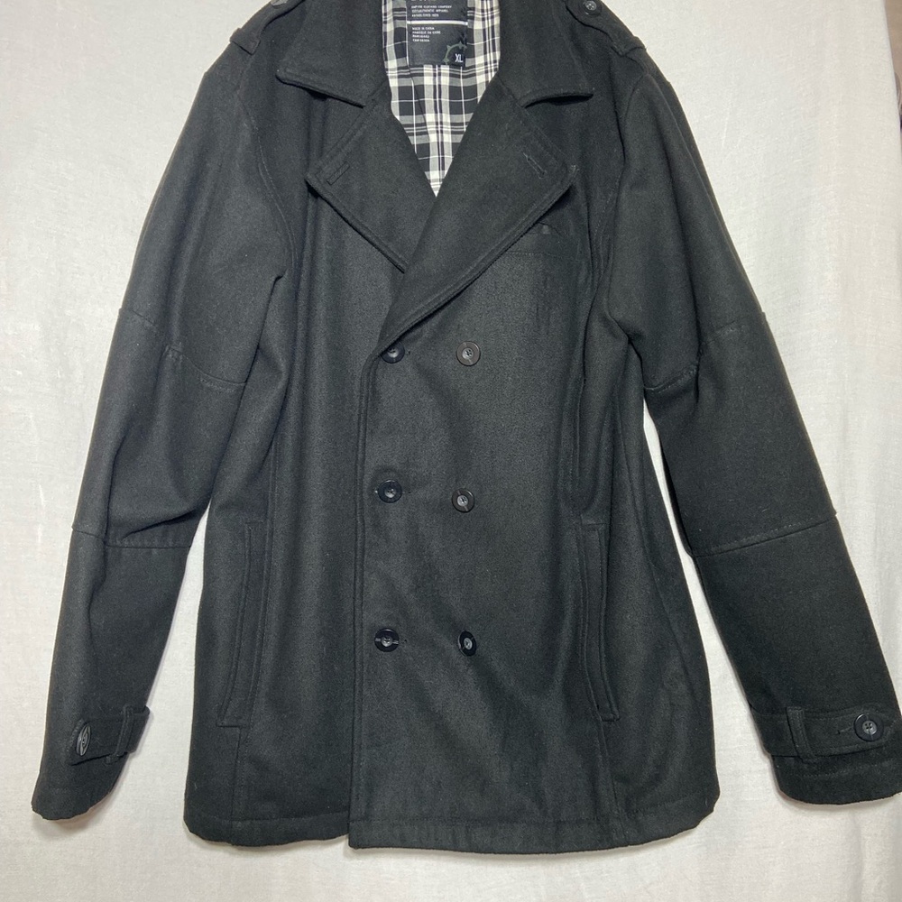 Empyre Black Peacoat